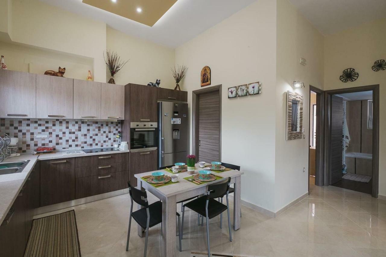 Spacious Home With Parking Χανιά Εξωτερικό φωτογραφία