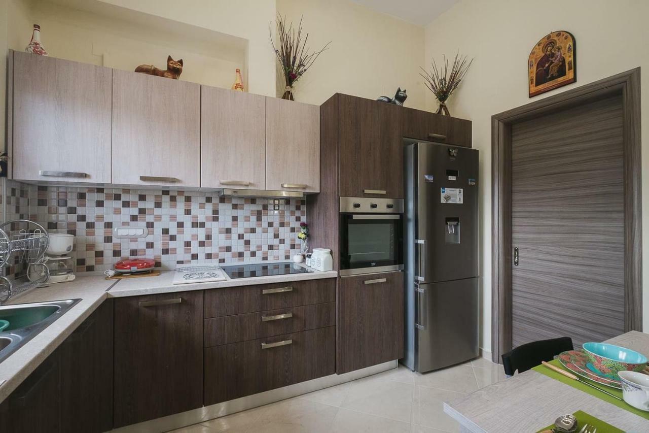 Spacious Home With Parking Χανιά Εξωτερικό φωτογραφία