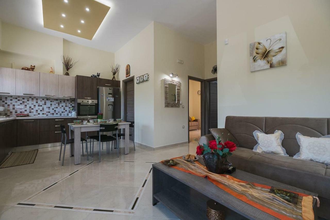 Spacious Home With Parking Χανιά Εξωτερικό φωτογραφία